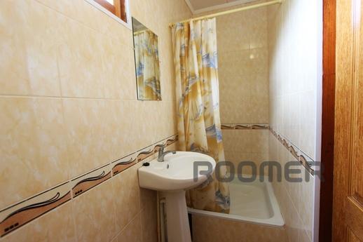 ZANDER. COZY HOUSE FOR TWO PERSONS, Sudak - apartment by the day