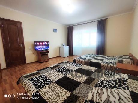 ZANDER. GUEST HOUSE 'COOL', Sudak - apartment by the day