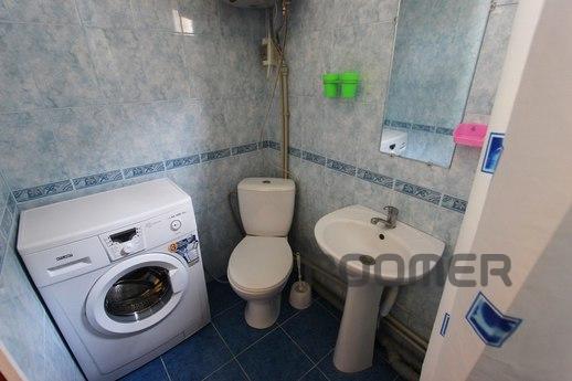 ZANDER. HOUSE NEAR THE SEA, Sudak - apartment by the day