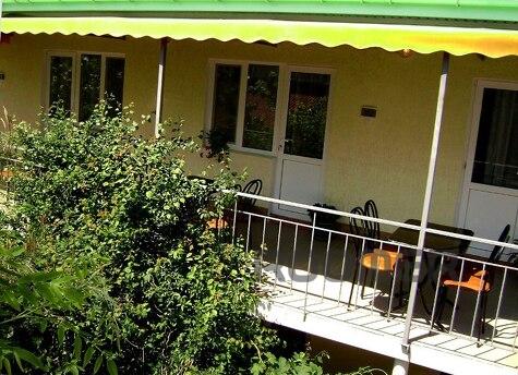 ZANDER. GUEST HOUSE 'COOL', Sudak - apartment by the day