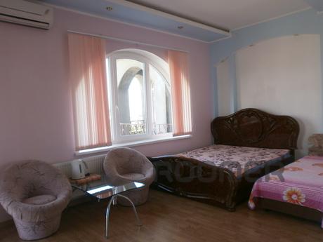 Guest house Camilla in Sudak offers accommodation for touris