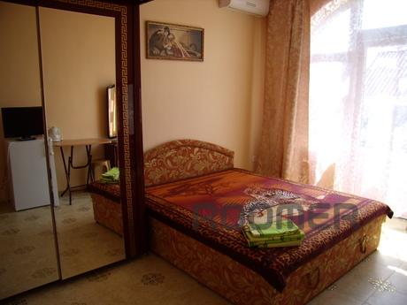 Camilla Guesthouse, Sudak - apartment by the day