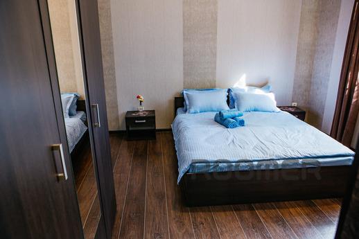 Cozy, clean apartment in the city center, near the large sho