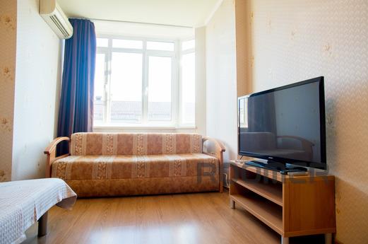 Просторные апартаменты с тремя кроватями, Ростов-на-Дону - квартира посуточно