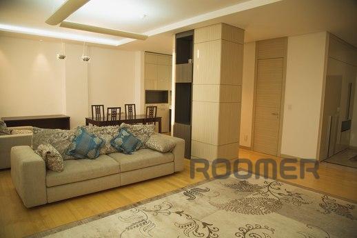 Daily rent 1 bedroom apartment in Almaty in the residential 