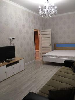 Rent an apartment in the center, Aktobe - apartment by the day