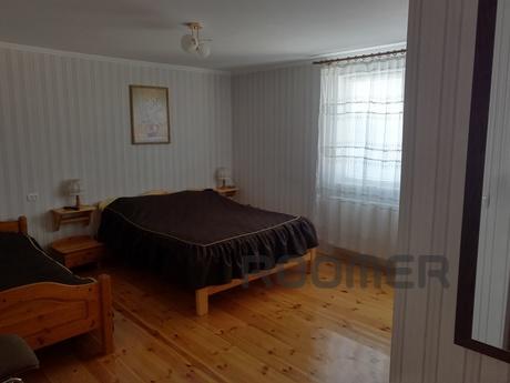 I will give buddy for living, Berehovo - apartment by the day
