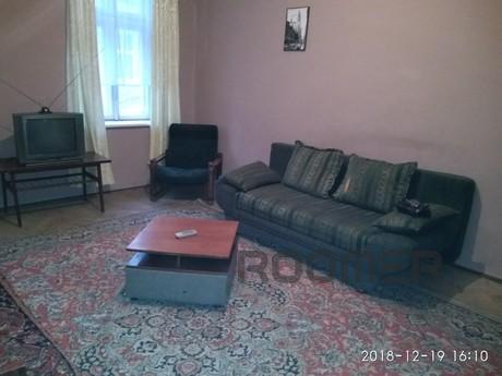 звонить при желании снять квартиру не менее чем на 3 суток.