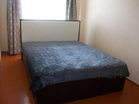 Two bedroom apartment on the Revolutiona, Feodosia - apartment by the day