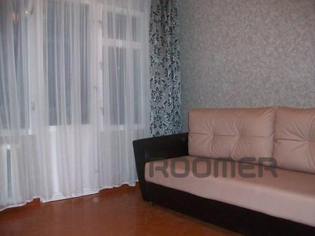 Two bedroom apartment on the Revolutiona, Feodosia - apartment by the day