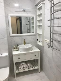 Vulitsa Lyatoshinsky, center of Zhytomyr, Zhytomyr - apartment by the day