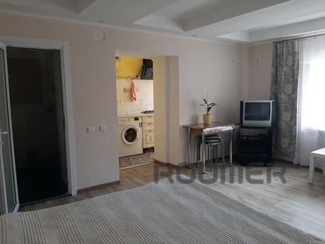 1kkv with a courtyard in the village Sun, Yalta - apartment by the day