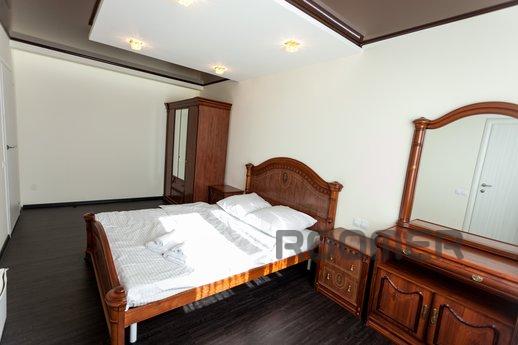 2 kV Mikhailovsky Market, Tyumen - apartment by the day