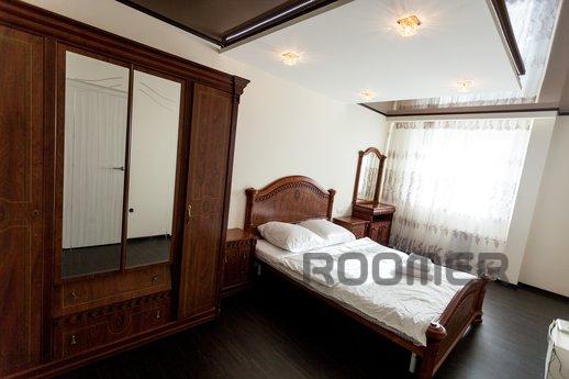 2 kV Mikhailovsky Market, Tyumen - apartment by the day