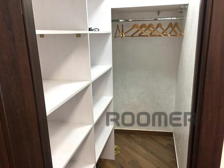 city center, VIP apartments, Ivano-Frankivsk - apartment by the day