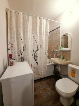 Cozy apartment near Planeta, Krasnoyarsk - apartment by the day