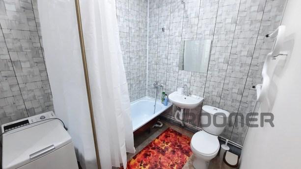 Spacious without commission and overpaym, Krasnoyarsk - apartment by the day