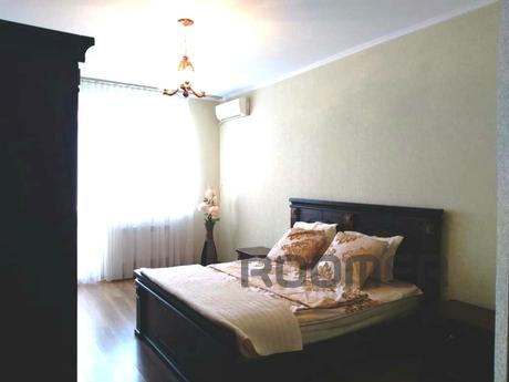 Spacious 3 bedroom, wi-fi, iD TV, Uralsk - apartment by the day