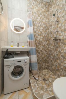 Modern studio on Voronitsyna, Khimki - apartment by the day