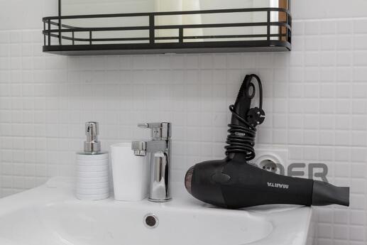 Stylish studio near metro Bibirevo, Moscow - apartment by the day