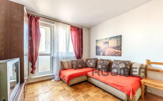 Cozy 1-kk apartment 3min from Yuzhnaya m, Moscow - apartment by the day