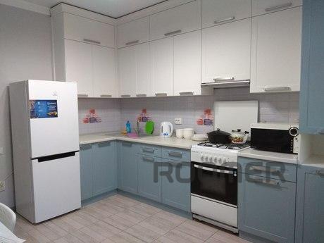 2 BR apartment in the center, Aktobe - apartment by the day