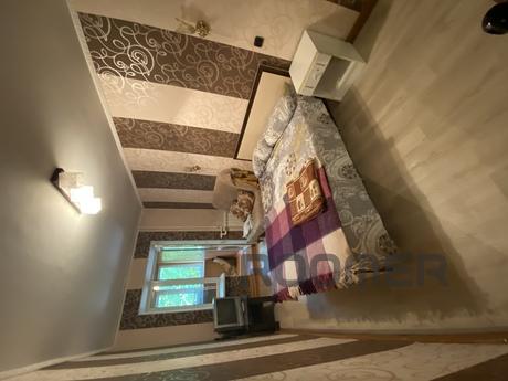 Rent two-room apartment, 2 rooms, Chernomorsk (Illichivsk) - apartment by the day