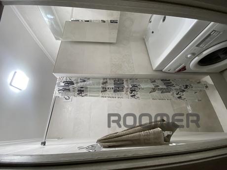 Rent two-room apartment, 2 rooms, Chernomorsk (Illichivsk) - apartment by the day