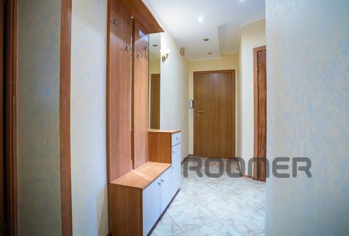 metro Darnitsa 7 min renovation, Kyiv - apartment by the day