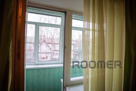 metro Darnitsa 7 min renovation, Kyiv - apartment by the day