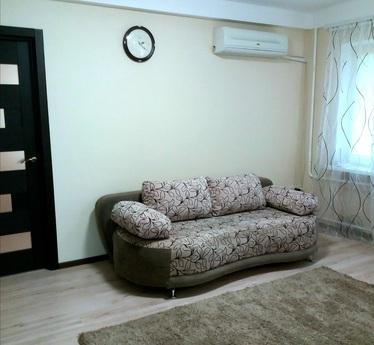 DESCRIPTION One-bedroom apartment with a good repair is loca