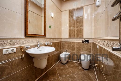 Novyi SUPUTERNIK hostel in the old town, Lviv - apartment by the day