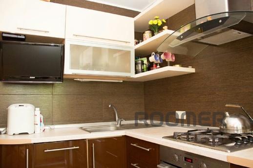 2-х комнатная квартира посуточно, Chernomorsk (Illichivsk) - apartment by the day