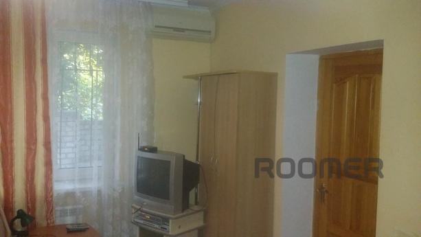 Lounge Rooms, Ochakiv - apartment by the day