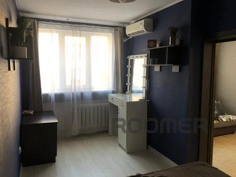 Apartment 3 rooms in the center, Odessa - apartment by the day