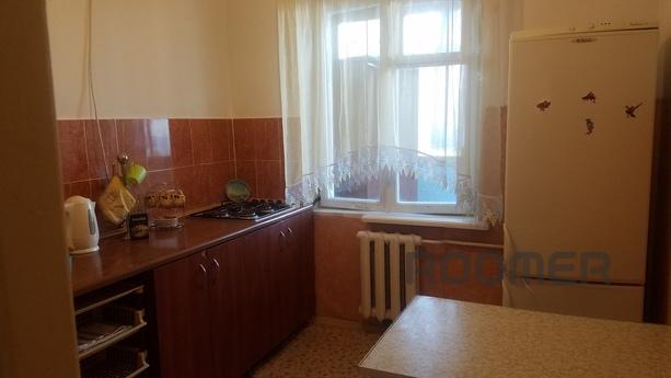 2-к квартира в 5 минутах от моря, Алупка - квартира посуточно
