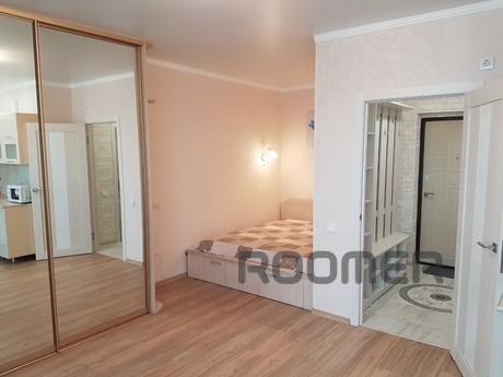 For rent studio apartment in a new build, Tyumen - apartment by the day