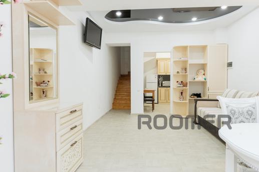 2-bedroom apartment for rent, Sochi - apartment by the day