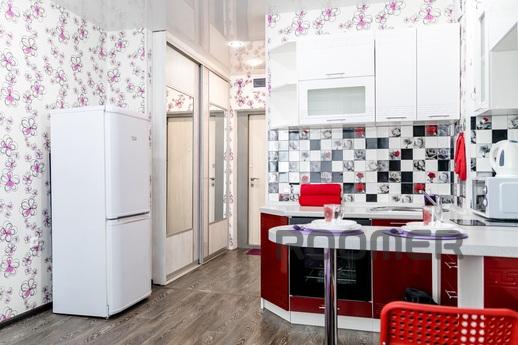 Studio on Zheleznodorozhnaya 15, Novosibirsk - apartment by the day