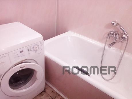 Rent 2-room apartment in the center, (me, Kharkiv - apartment by the day