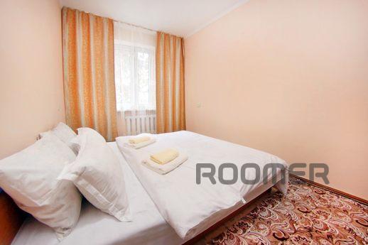 Spacious and comfortable apartment in Al, Almaty - apartment by the day