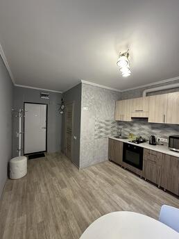 I'm looking for a 1-room luxury apartment, Kropyvnytskyi (Kirovohrad) - apartment by the day