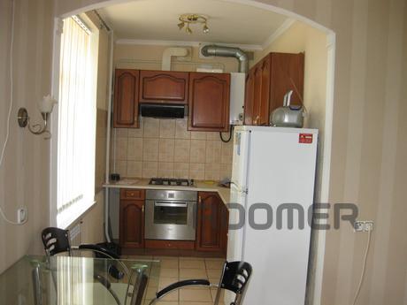 Rent 3 BR. in the center of Odessa, Odessa - apartment by the day