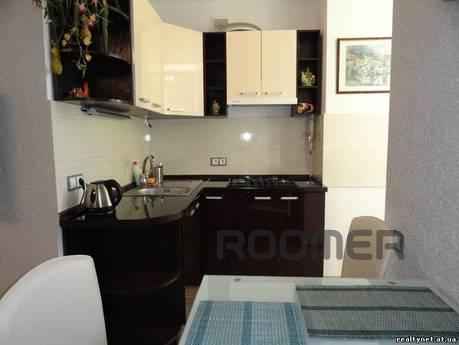 Novoberegovaya, 1 bedroom, Odessa - apartment by the day