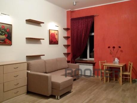 It awaits its guests luxurious, large studio apartment with 