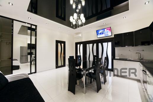 'Second Pearl' design 3bedroom, Odessa - apartment by the day