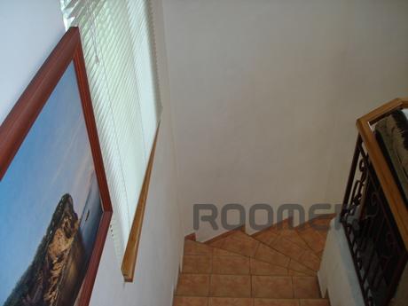 Rent a house in the center of Yalta from, Yalta - apartment by the day