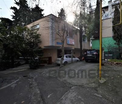 Studio in center of Yalta with parking, Yalta - apartment by the day