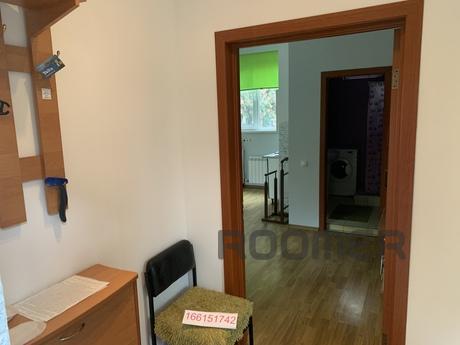 Studio in center of Yalta with parking, Yalta - apartment by the day