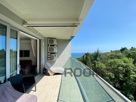 Apartments in the new Zazerkalye complex, Yalta - apartment by the day